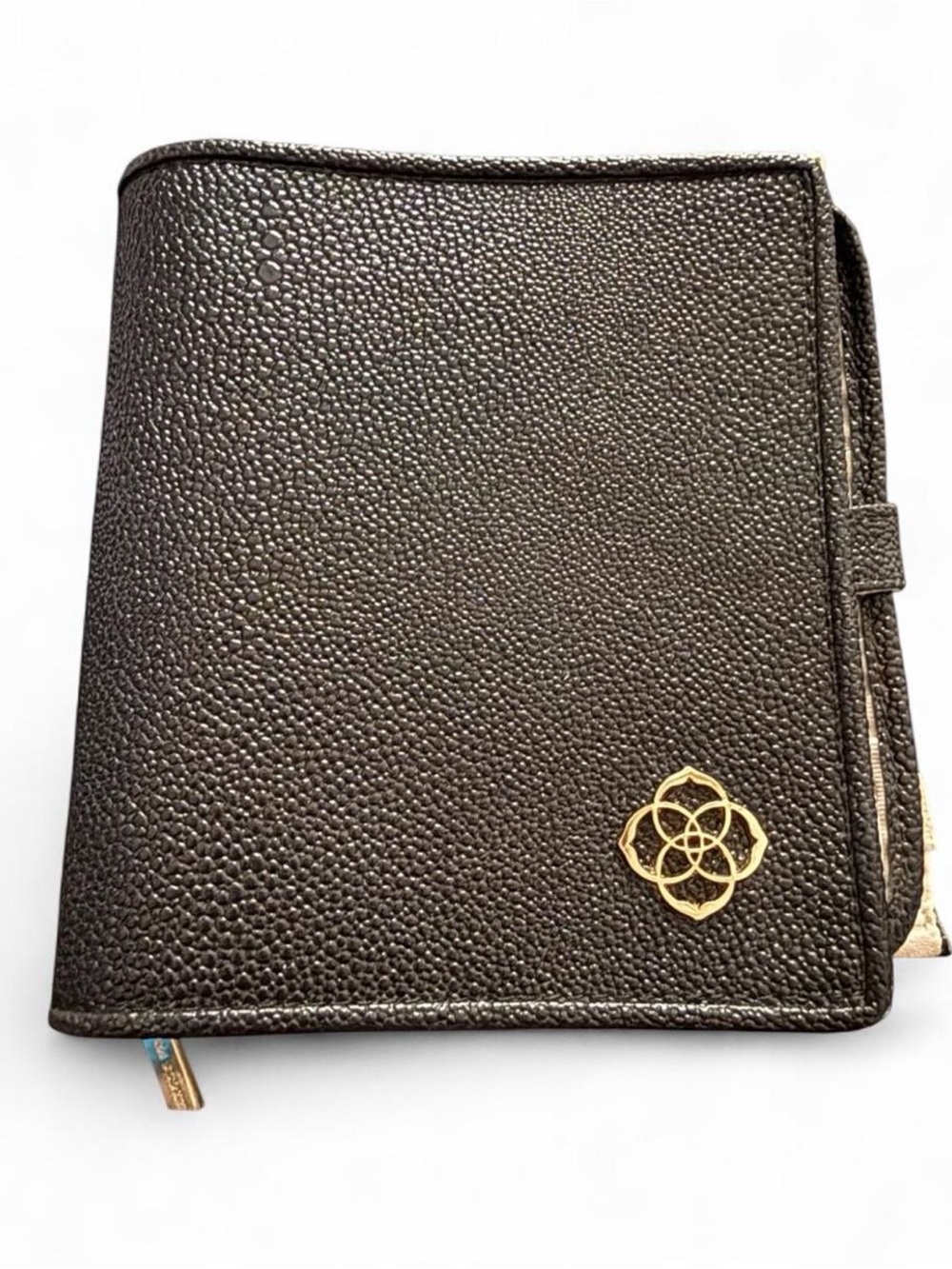 Kendra Scott black pebble textured jewelry travel case with gold logo. EUC!